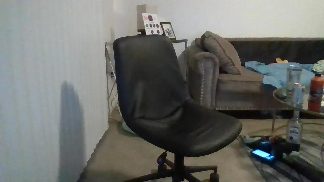 Freechat Silkworm_Piper on Cam4