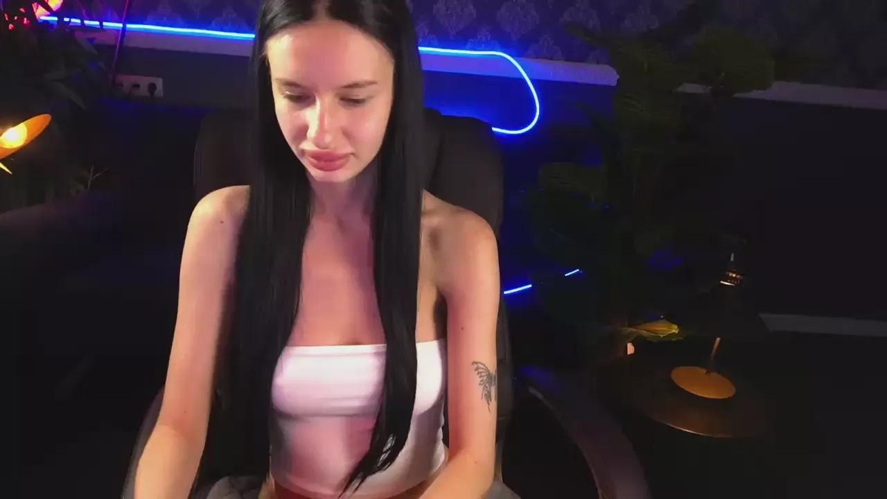 Freechat Snow_WhiteeeX on Cam4