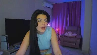 Offline SnowingWinter on Cam4