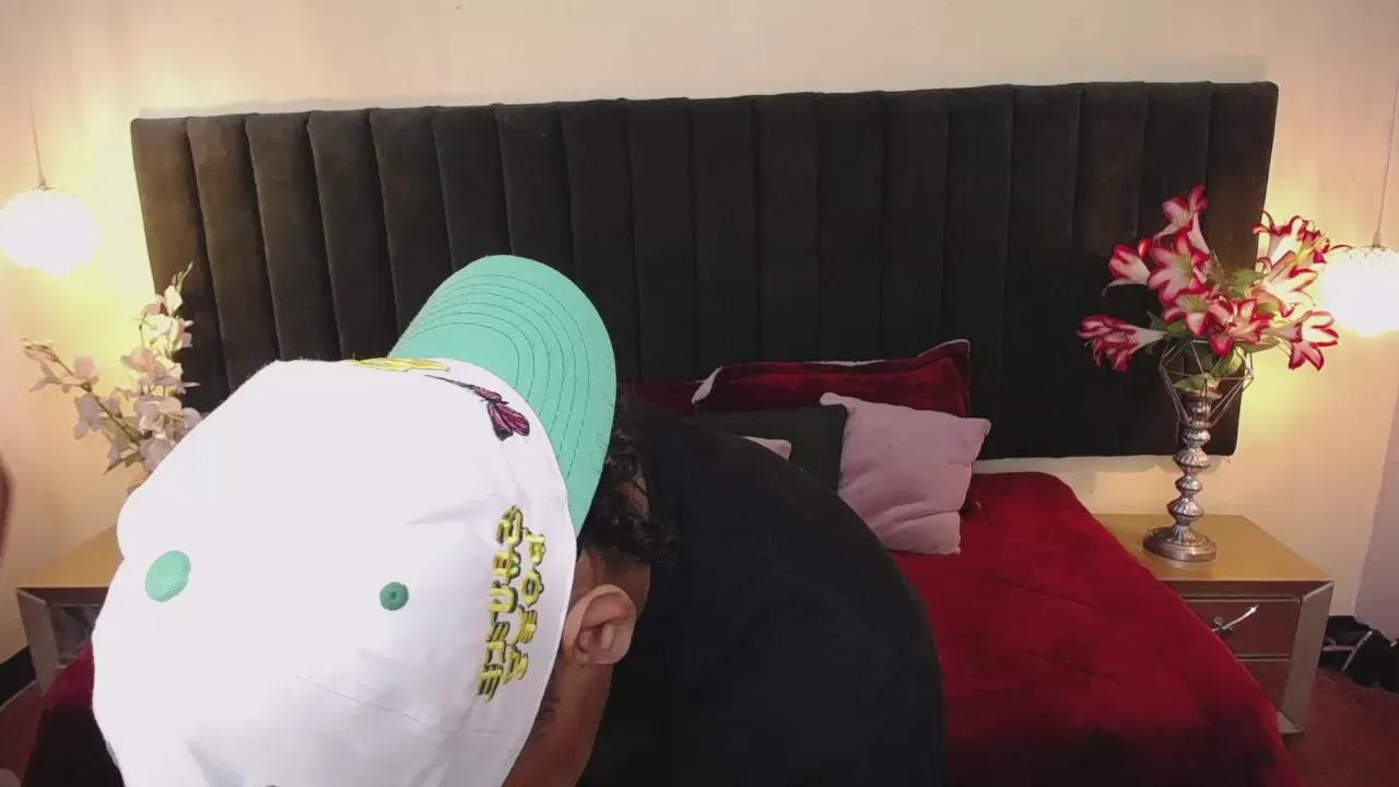 Offline soft_attraction on Cam4