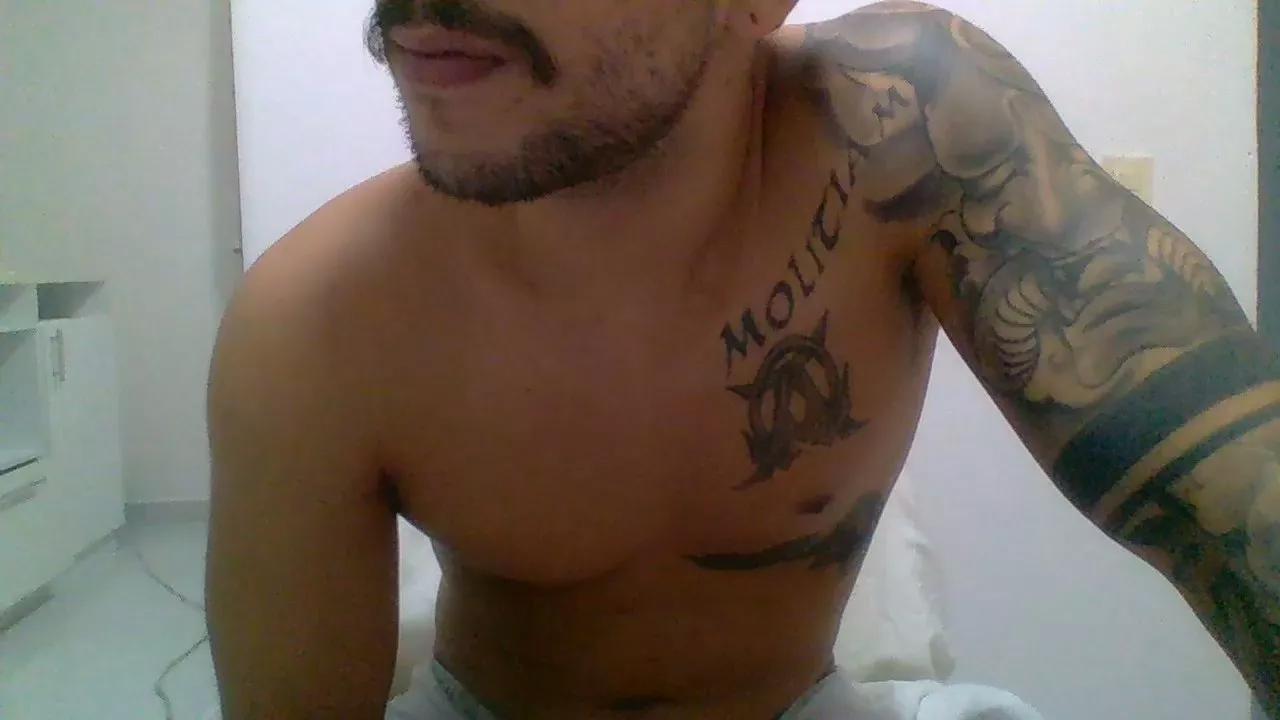 Offline suetsay on Cam4