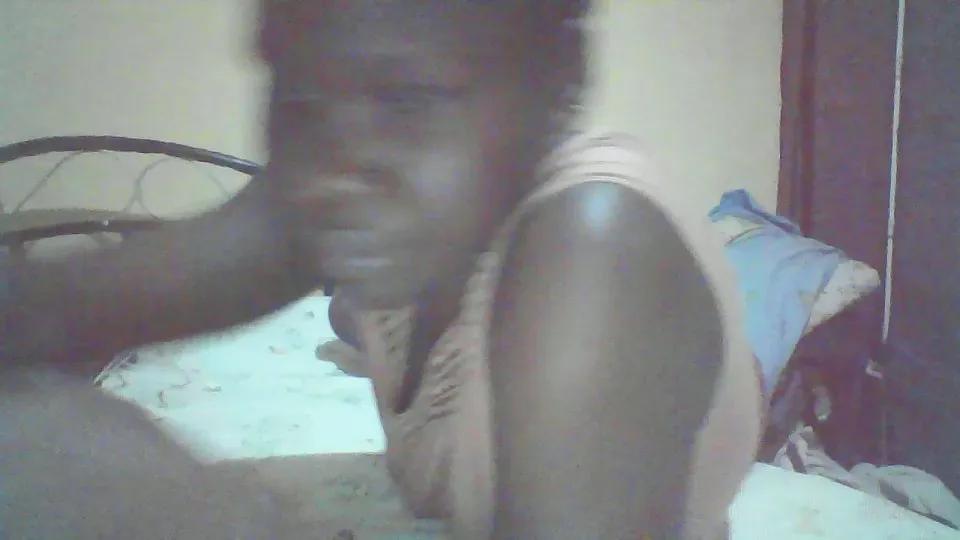 Offline sweet_camillah5 on Cam4