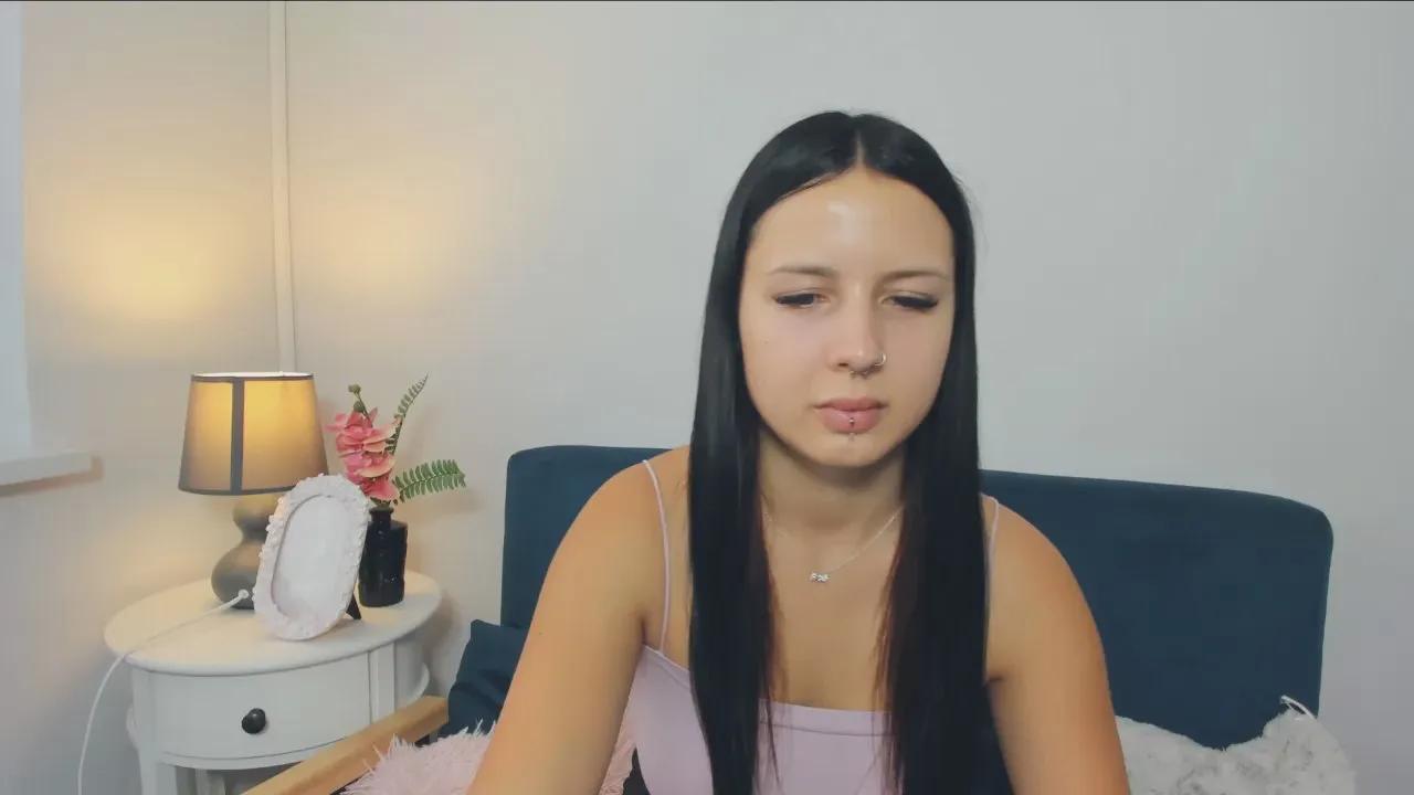 Offline TaliaAngelic on Cam4