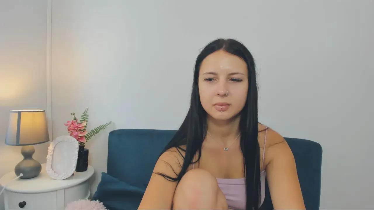 Offline TaliaAngelic on Cam4