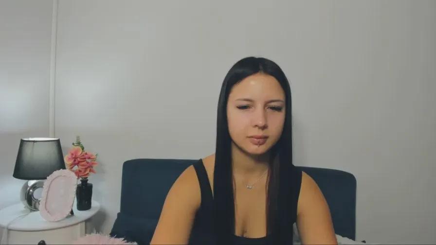 Offline TaliaAngelic on Cam4