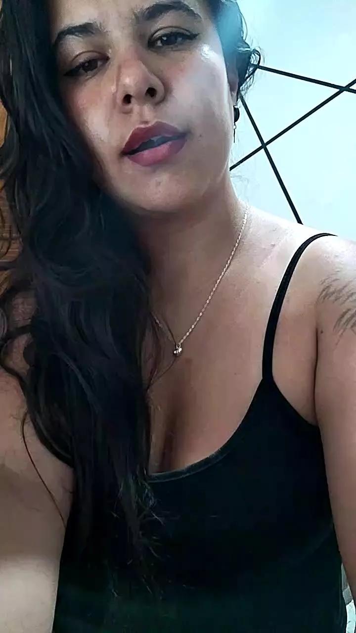 Offline Tannia_Ford on Cam4