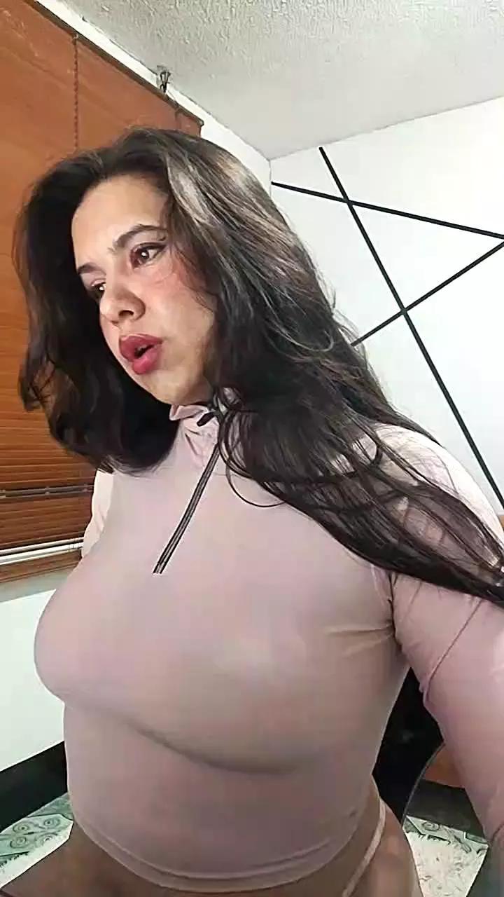 Offline Tannia_Ford on Cam4