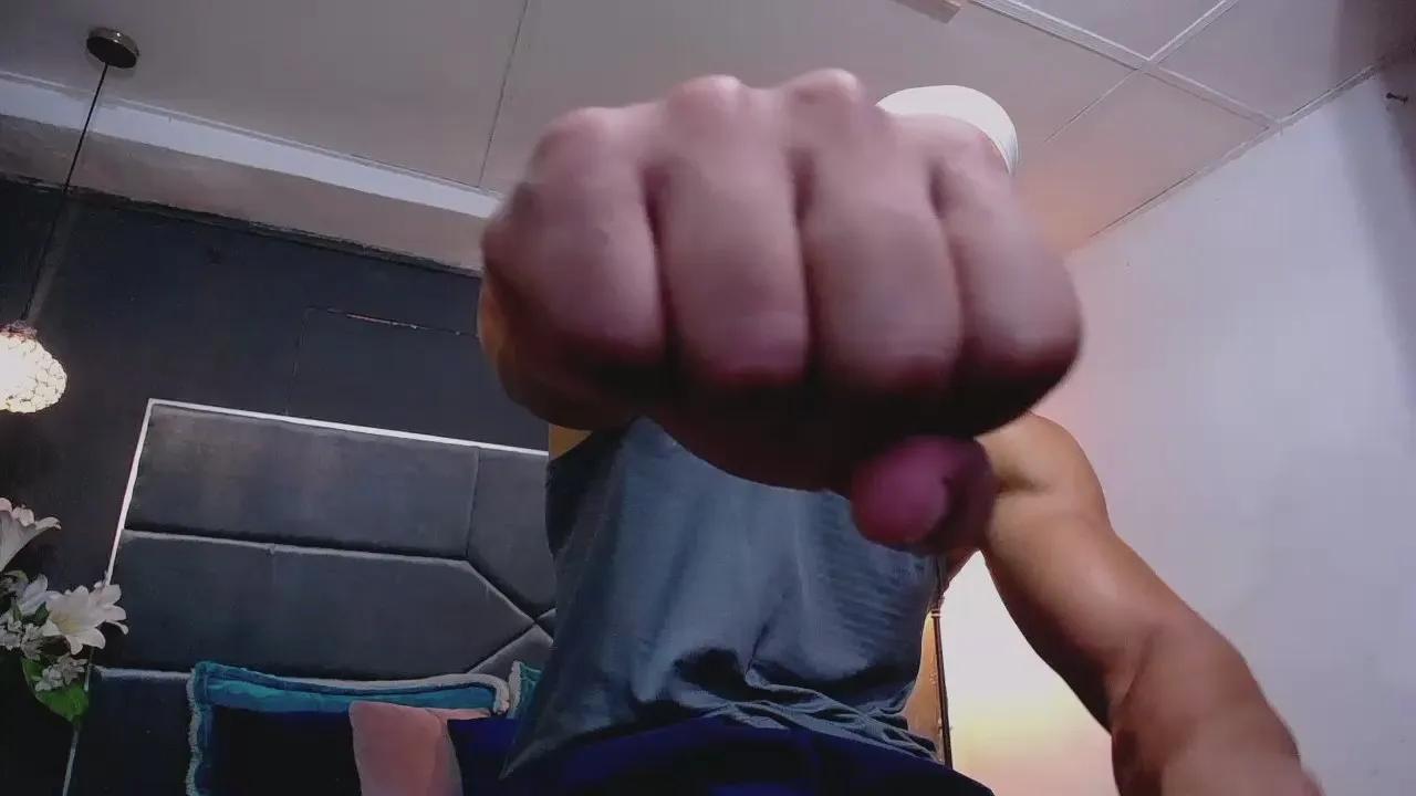 Offline teddyfit_19cm on Cam4