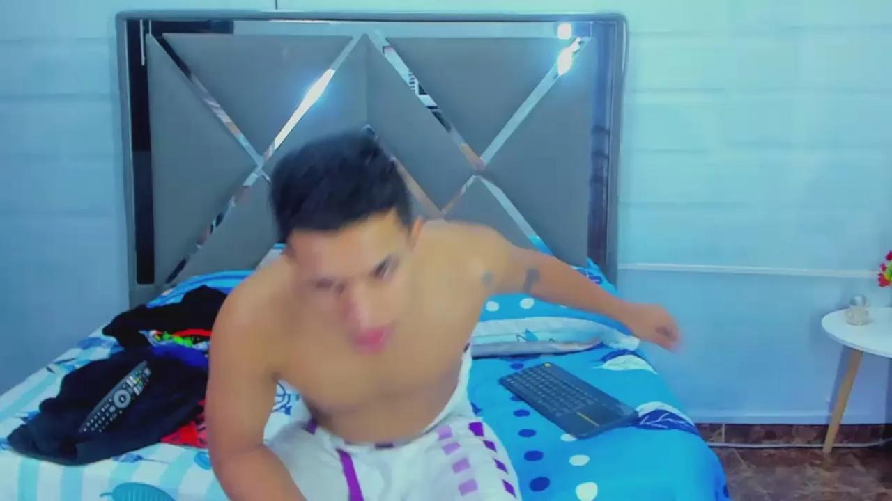 Freechat TeenLustLive on Cam4