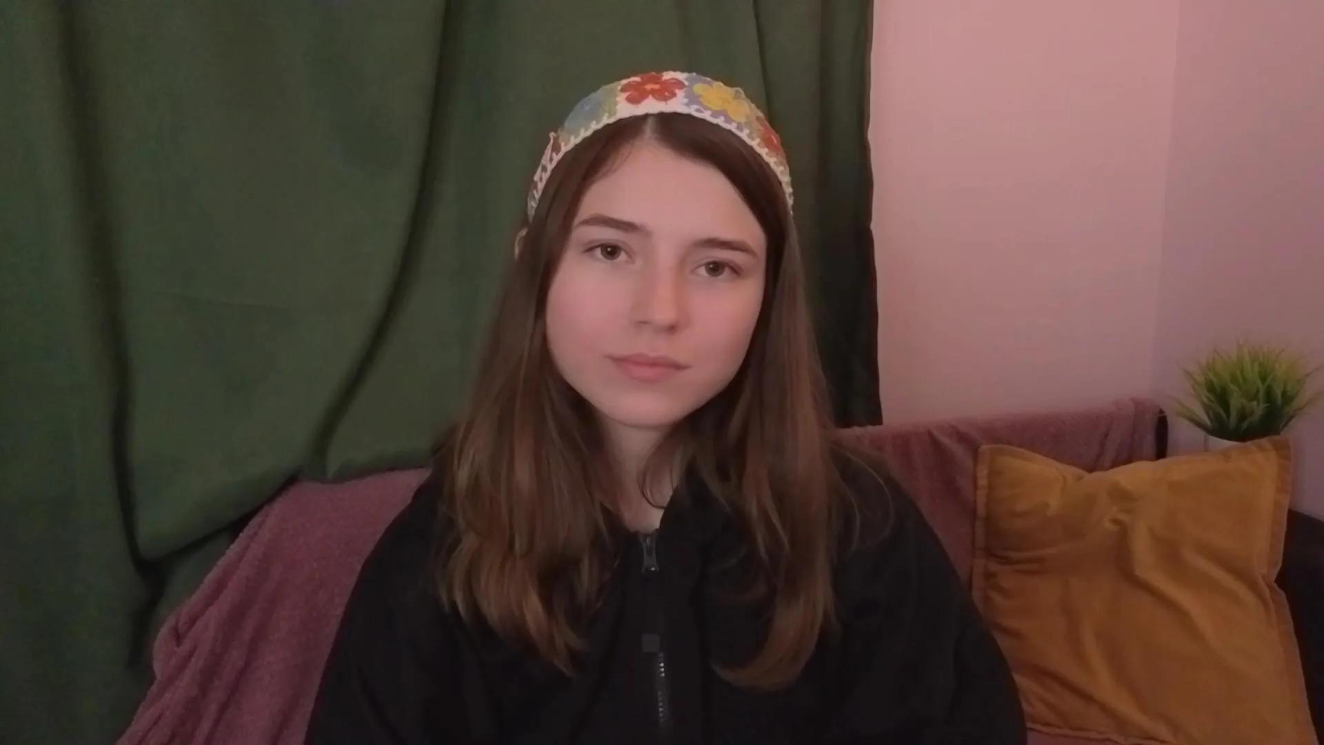 Offline TerryPaola on Cam4