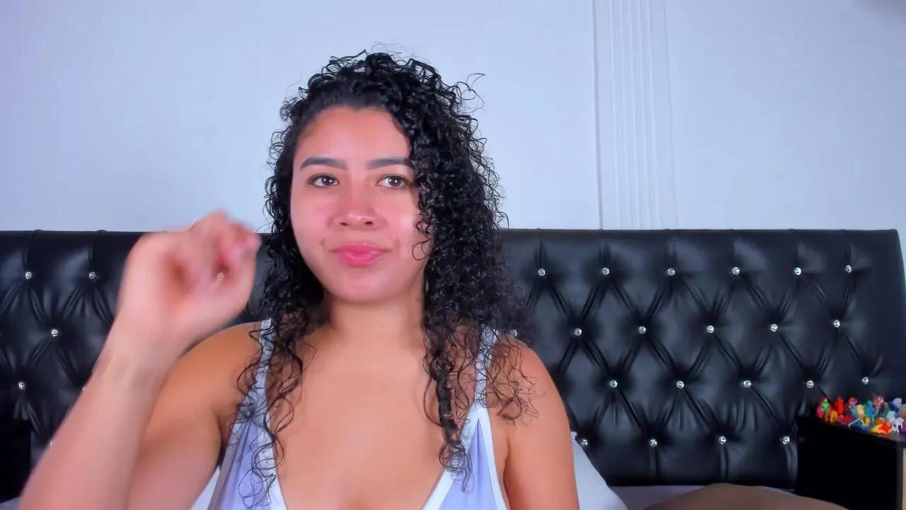 Offline thara24 on Cam4