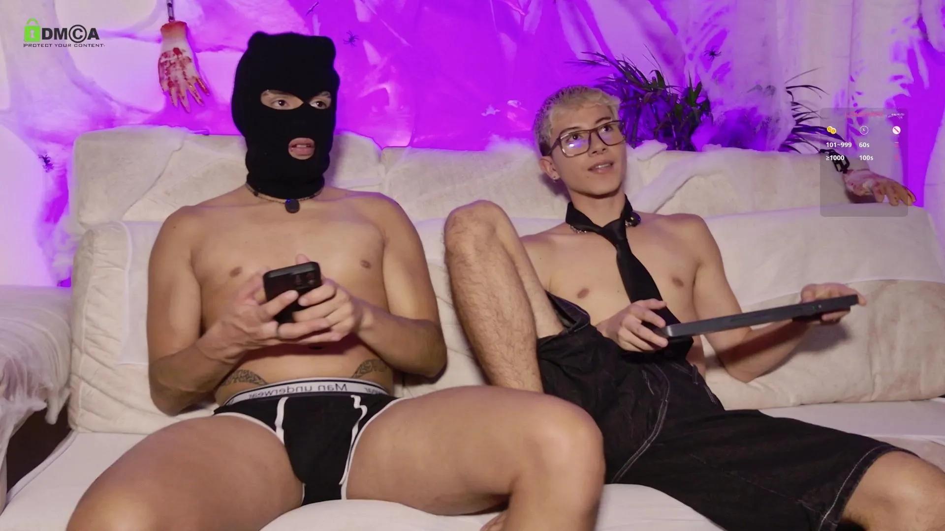 Offline Tivendann on Cam4