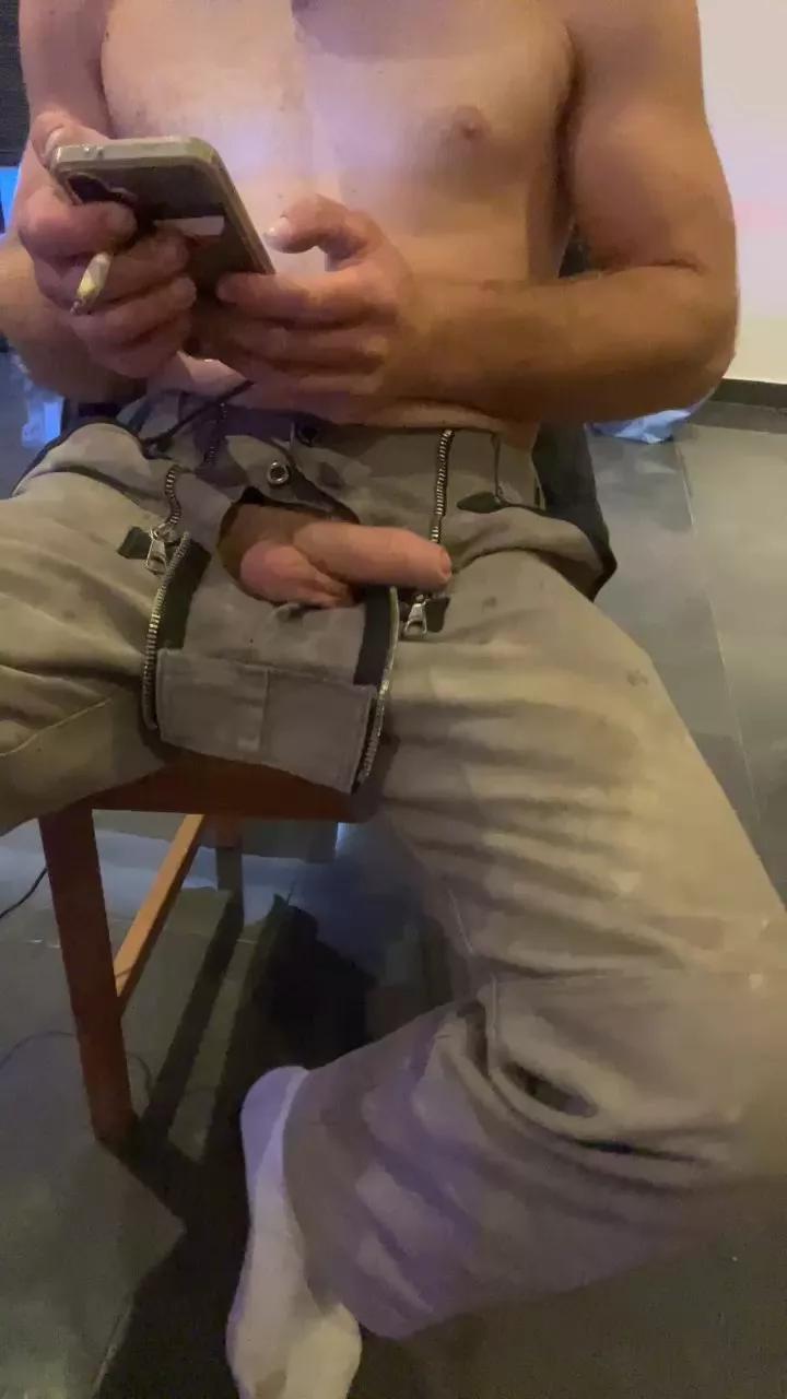 Freechat tobi332 on Cam4