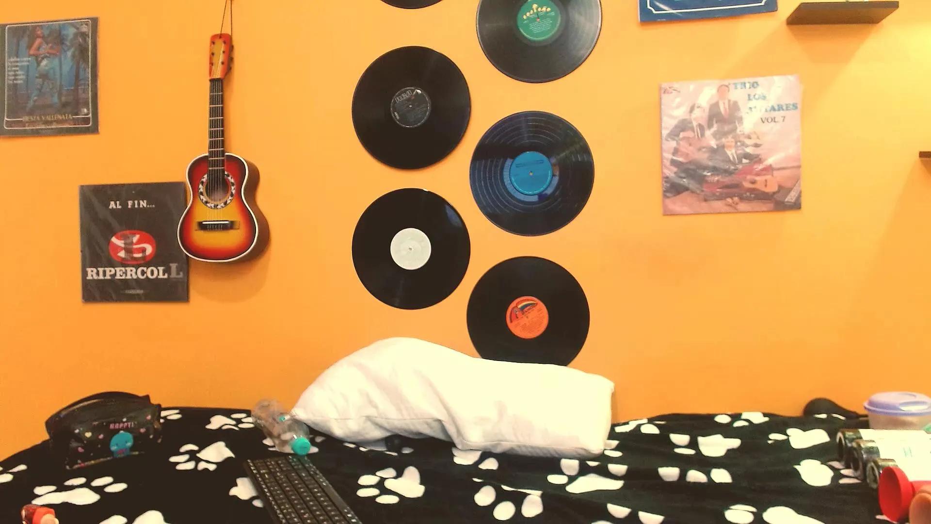 Offline todayangel18 on Cam4