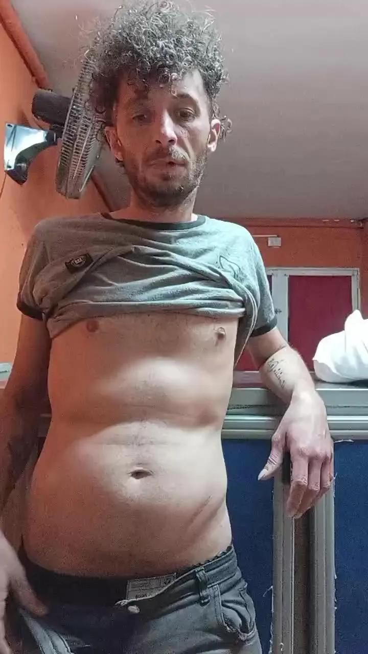 TurrixHotFiree on Cam4 