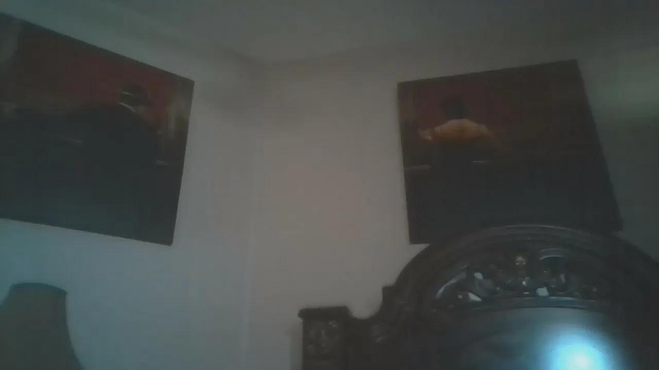 Offline twistedsteel69 on Cam4