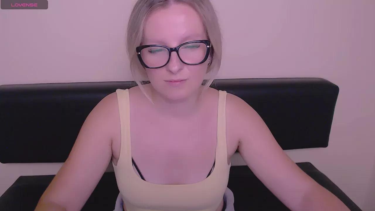 Offline VanillaX_ on Cam4