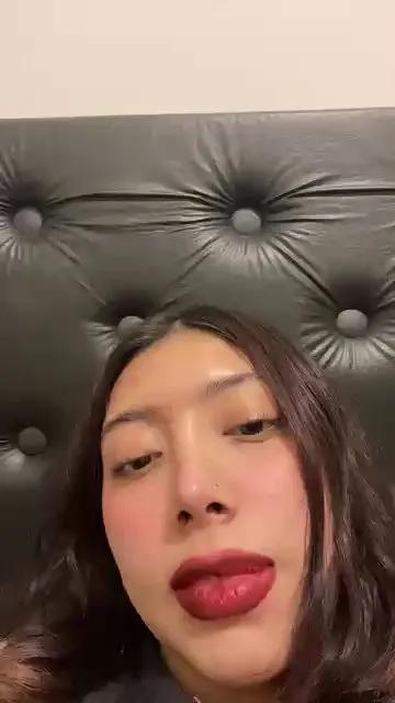 Offline Waifuprohibida on Cam4