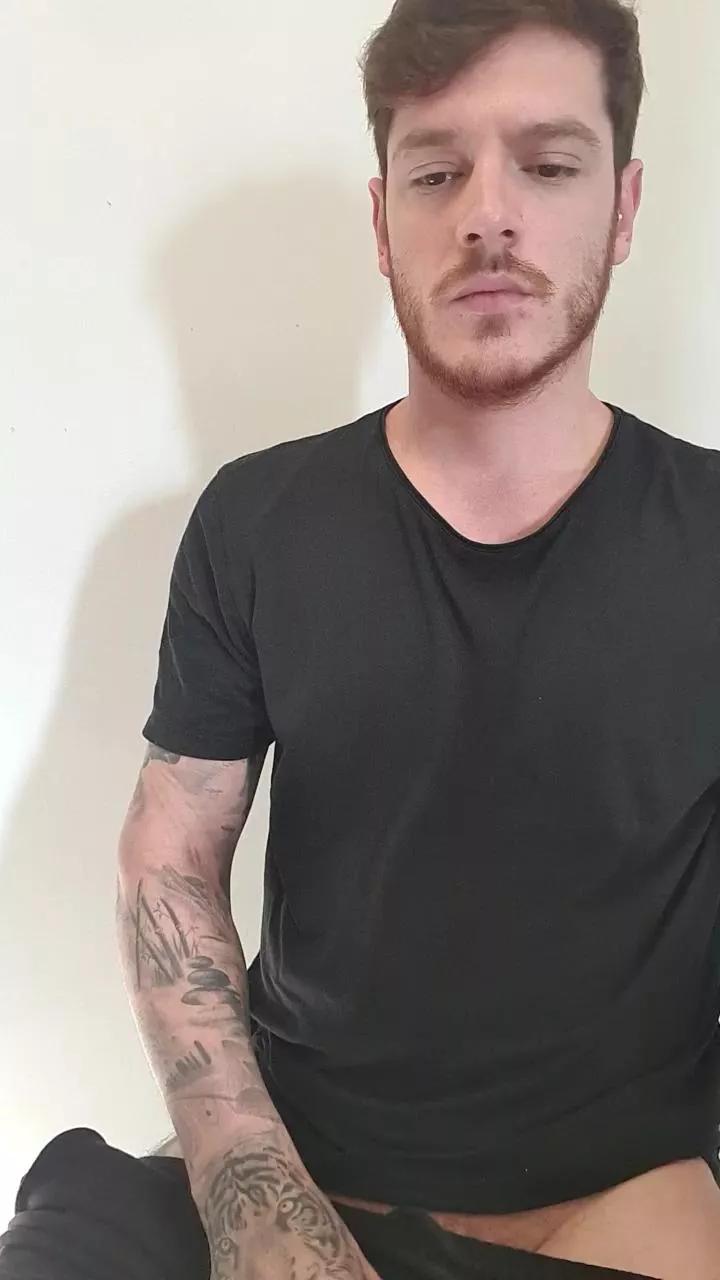 Offline WetDream20 on Cam4