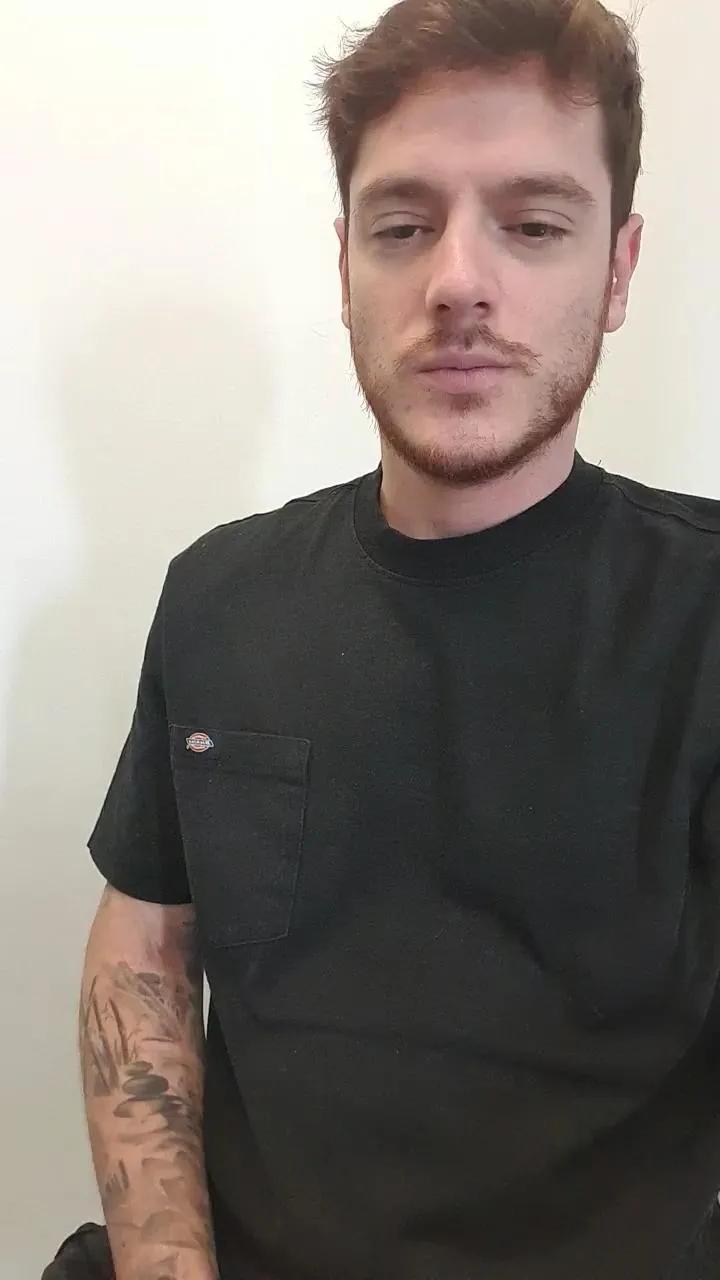 Offline WetDream20 on Cam4