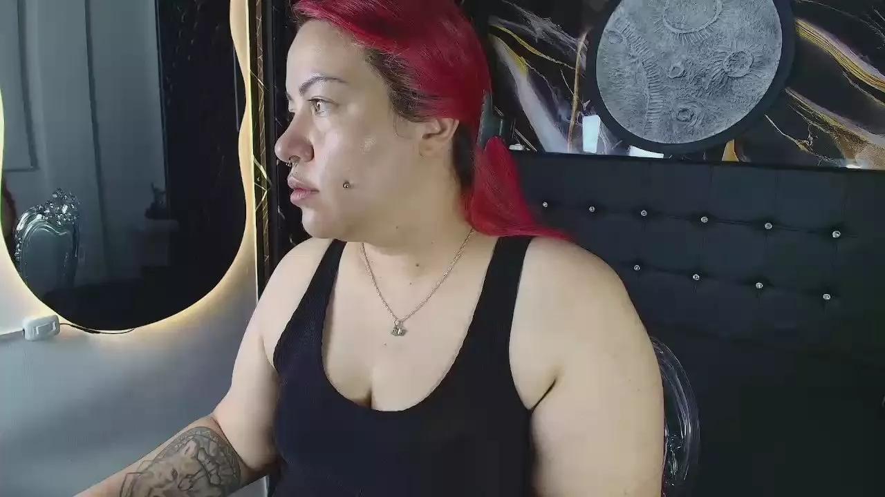 Offline Witch_Scarlet2 on Cam4