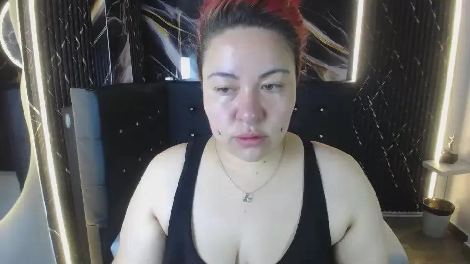 Offline Witch_Scarlet2 on Cam4