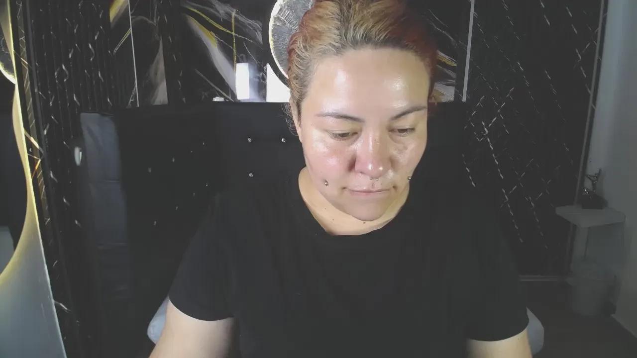 Offline Witch_Scarlet2 on Cam4