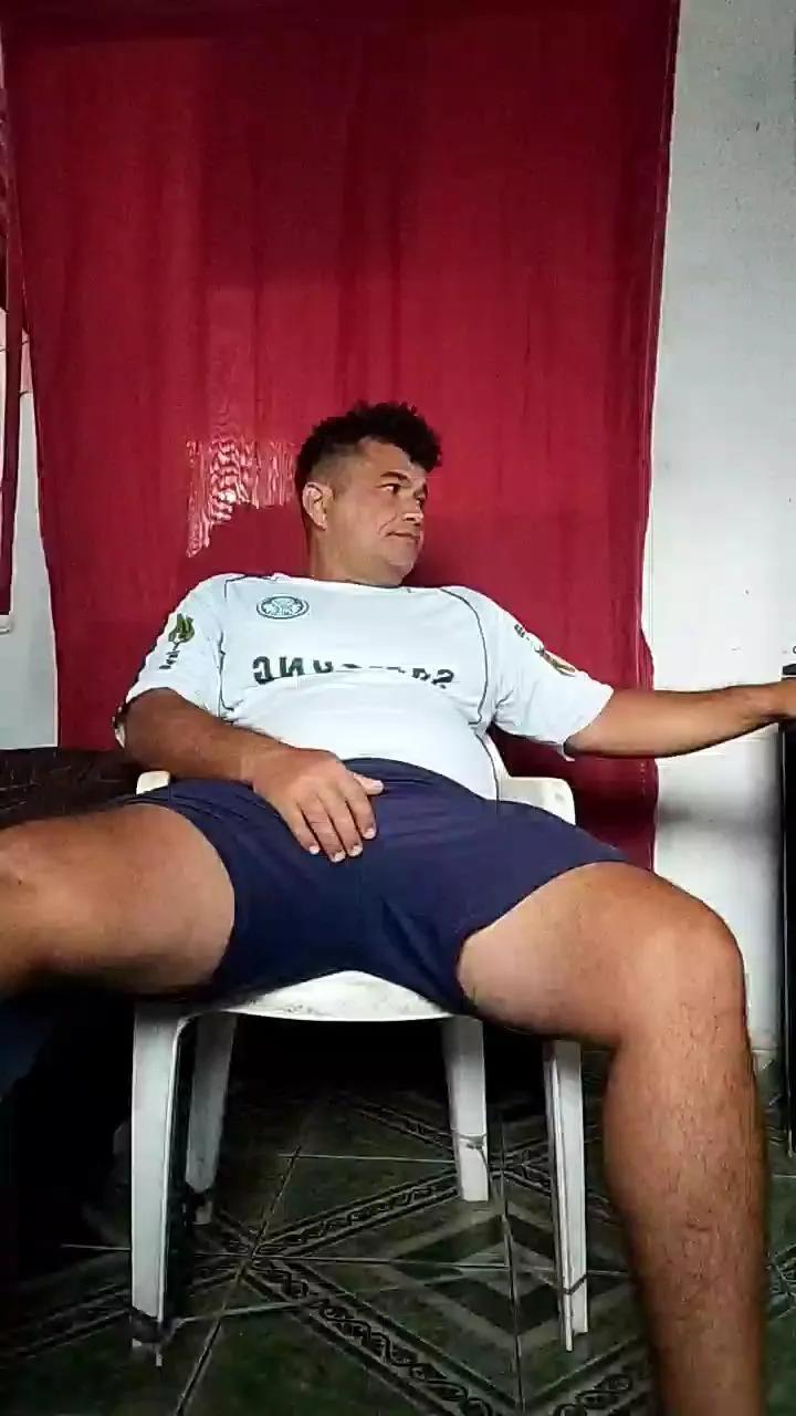 Offline zepica7 on Cam4