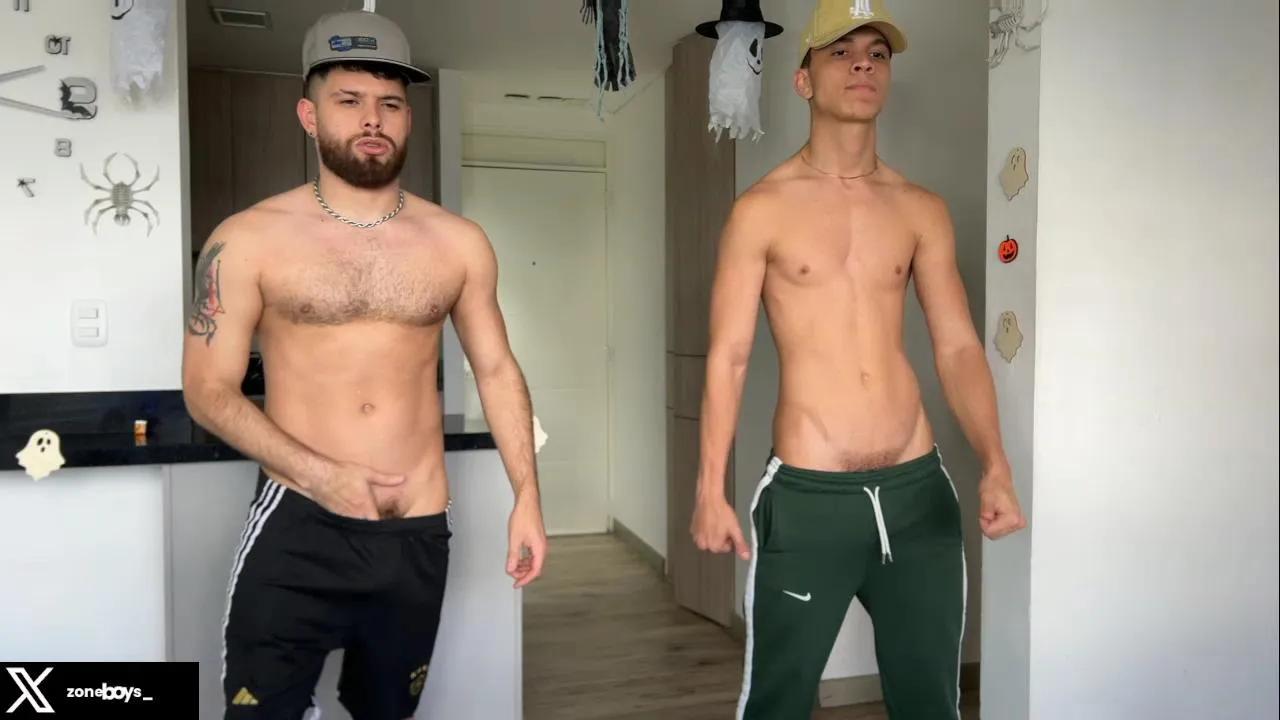 Offline zoneboys_ on Cam4