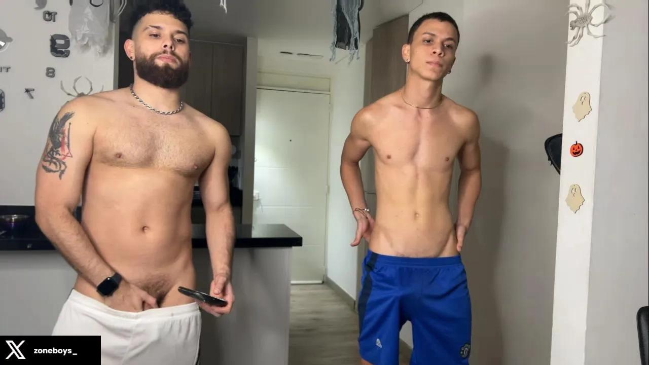 Offline zoneboys_ on Cam4