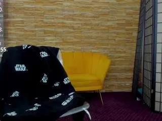 Offline aisharouhi on CamSoda