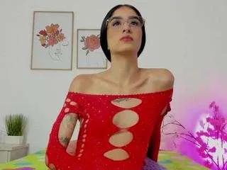 Offline alana-111 on CamSoda
