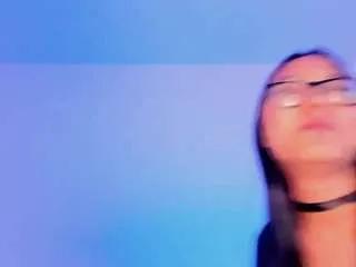 Freechat aliceesmithh on CamSoda