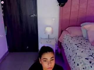 Offline alicethunder on CamSoda