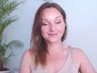 Offline aliciagoddess85 on CamSoda