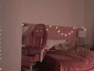 Offline alina39 on CamSoda