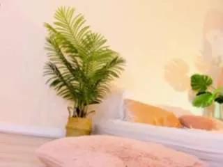 Offline alina39 on CamSoda