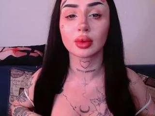 Offline alisa-tattoogirl on CamSoda