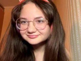 Offline amadakuhnemund on CamSoda