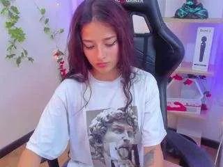 Offline amaia-daniells on CamSoda