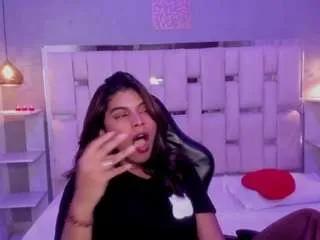 Offline amyevan on CamSoda