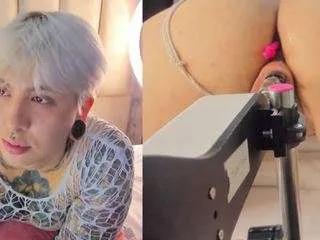 Offline amyhouse on CamSoda