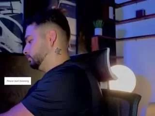 Offline andrew-brownn on CamSoda