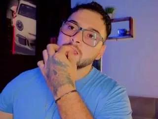 Offline andrew-brownn on CamSoda