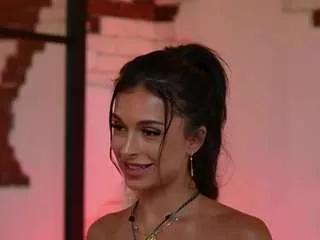 Offline angelinacapri on CamSoda