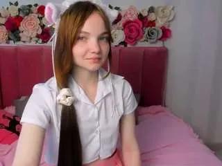 Offline animealica on CamSoda