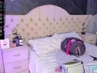 Offline antonia-star on CamSoda