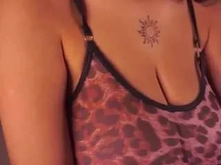 anuricbriny — Air kiss for you [25 tokens remaining]