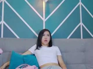 arii-moon on CamSoda 