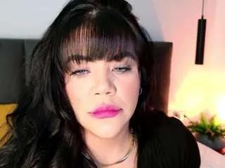 Offline babeharmony on CamSoda